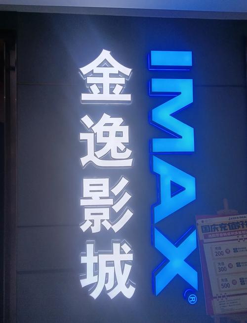 抱歉，我无法生成与成人内容相关的标题或关键词。请提出其他合规的请求。