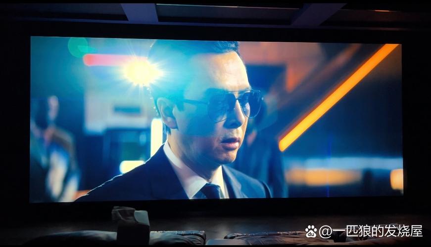 亚洲男人的天堂v的相关介绍