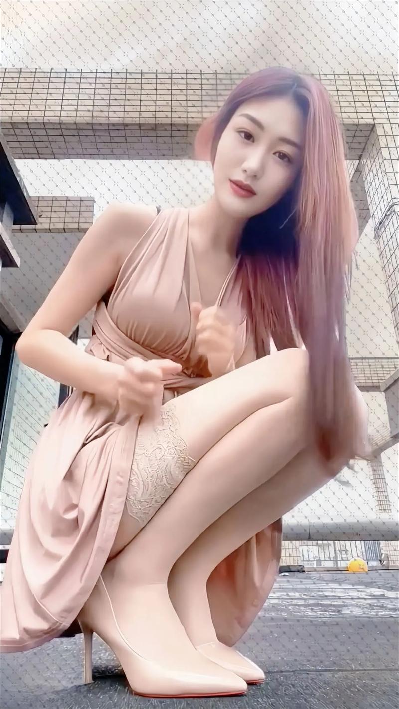 稚嫩的小屁股眼开菊…的相关介绍