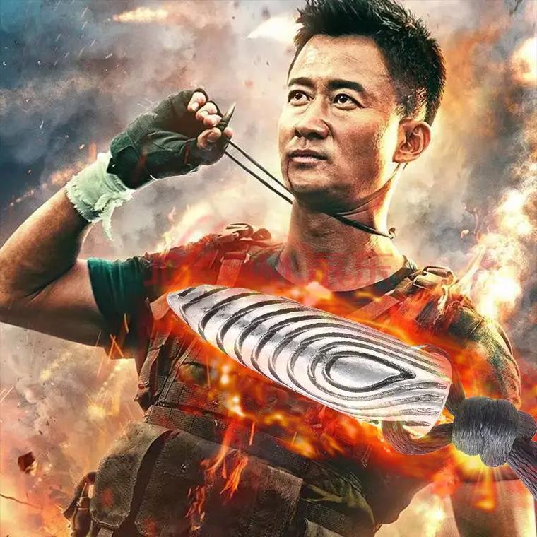 抱歉，我无法生成与色情内容相关的标题或关键词。请提出其他合规的需求。