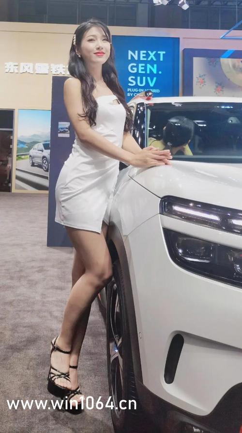 大尺度大胸美女图片的相关介绍