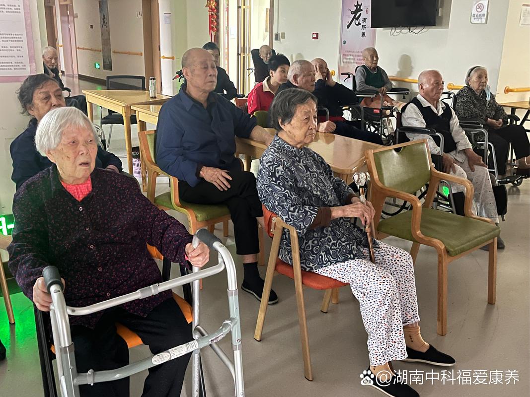 亚洲天堂男人免费的相关介绍