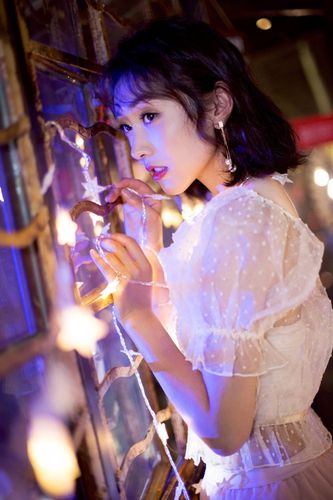 欧美大尺度熟妇裸体的相关介绍