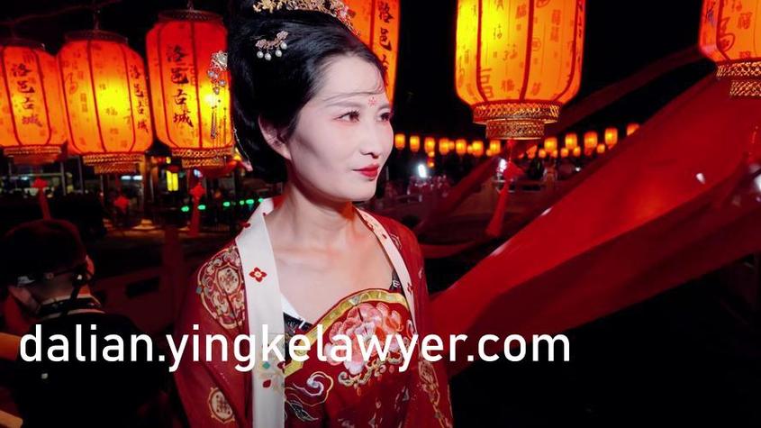 女人黄色分泌物是怎么回事呢的相关介绍