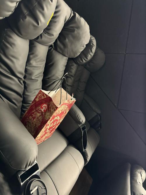 少妇特黄av一区二区三区的相关介绍