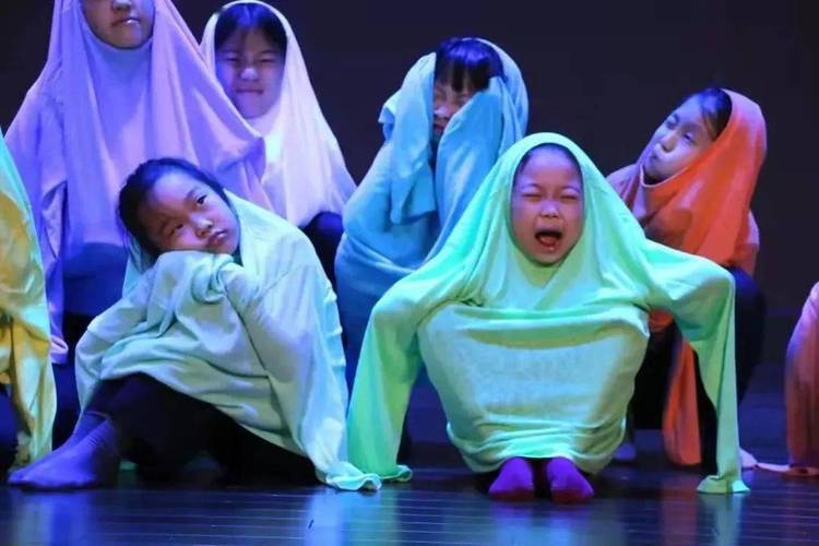 高h文 人妻的相关介绍