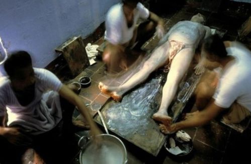女性分泌物为黄色正常吗的相关介绍