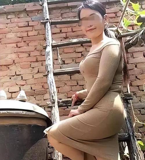 绯色av人妻少妇中文字幕的相关介绍