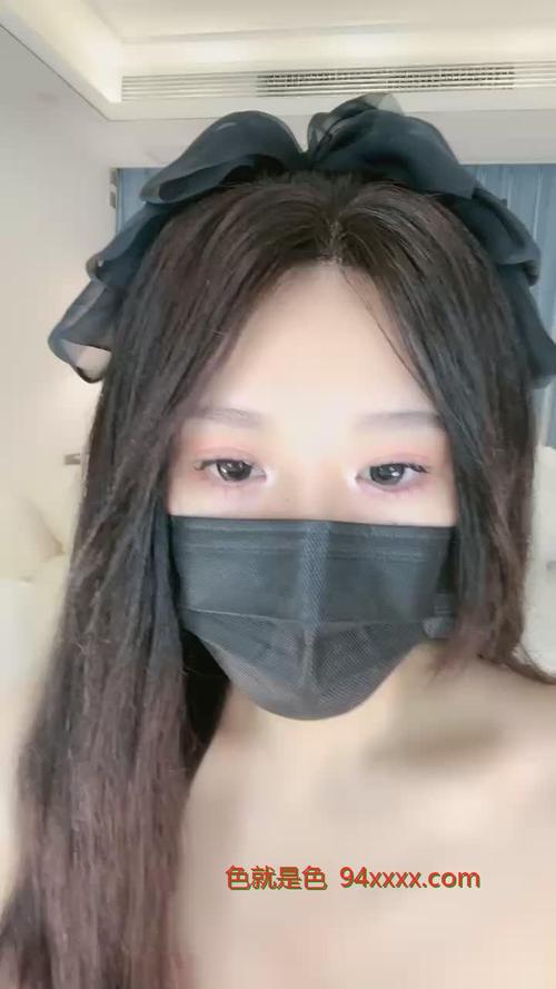 男女激情大尺度热吻的相关介绍
