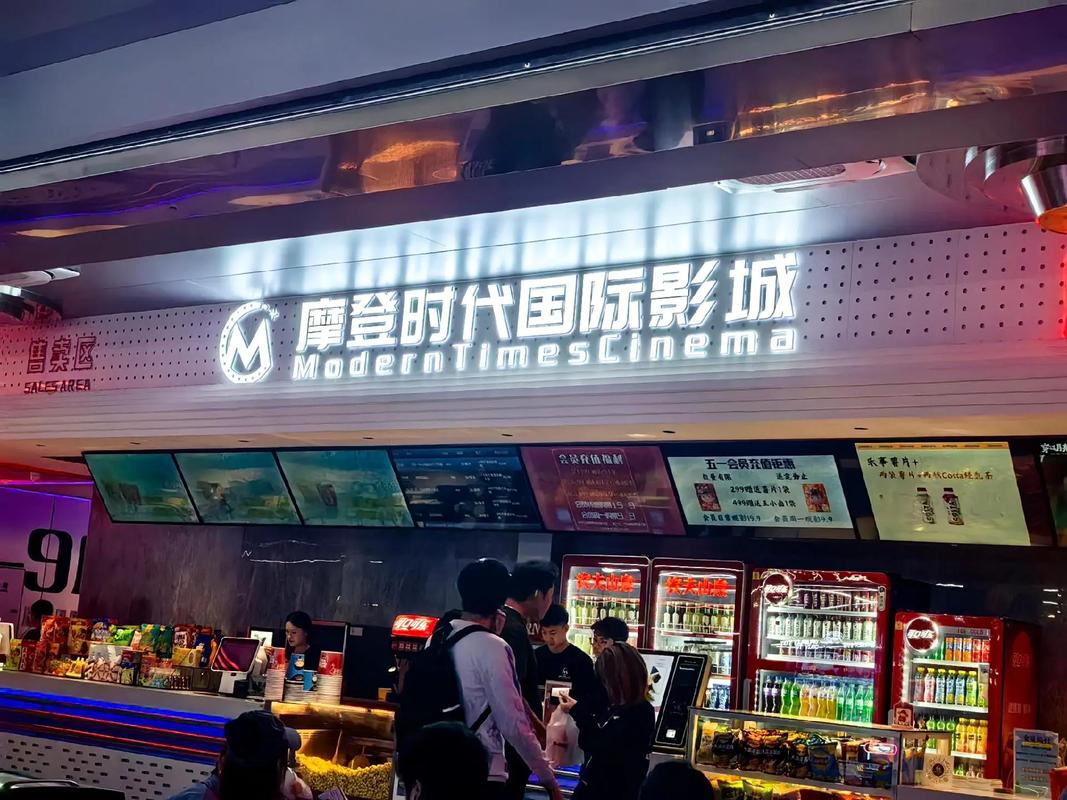 亚洲白嫩少妇的相关介绍