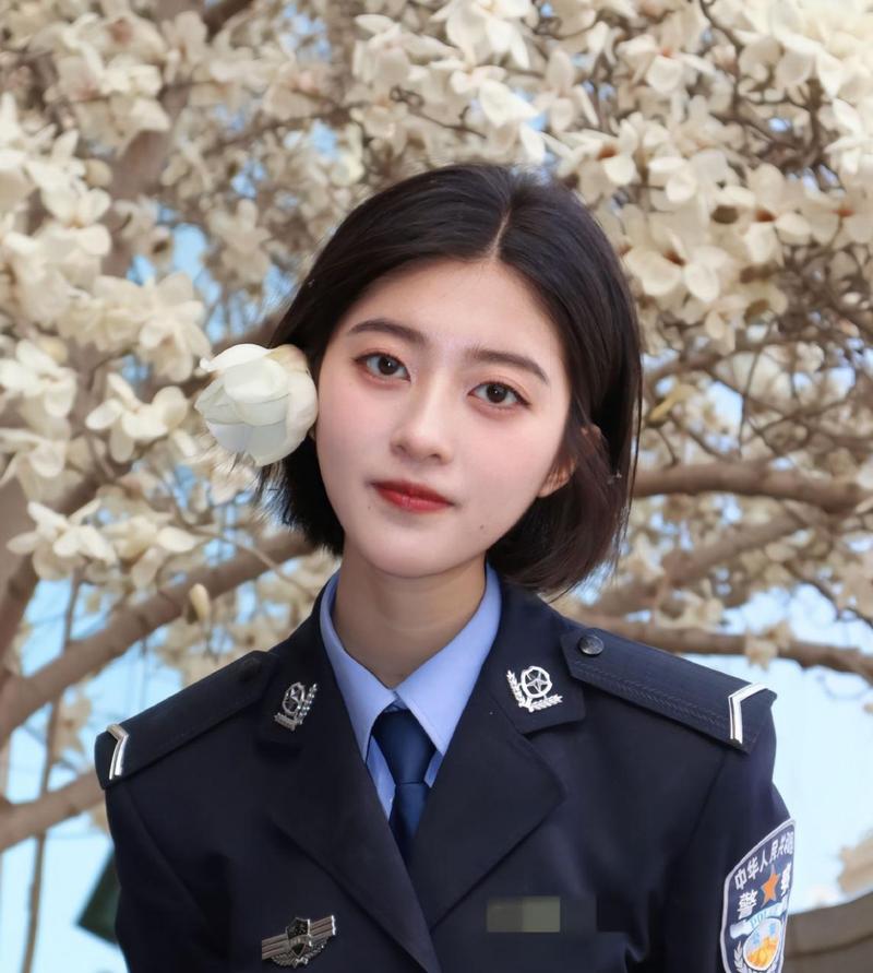 精品久久久是中的相关介绍